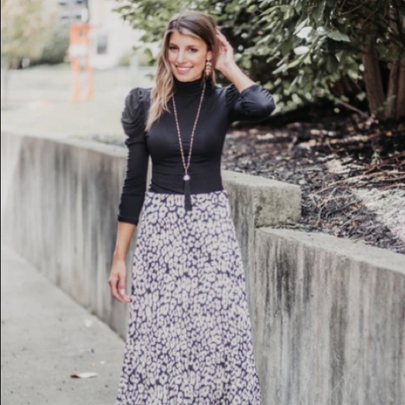 Rouch sleeve bodysuit - Picture 4 of 12